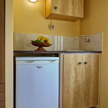 Two Brothers & Apts فندق مدينة زاكينثوس