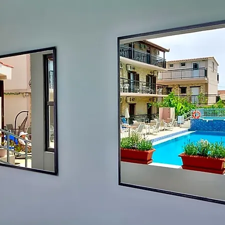 Two Brothers & Apts 3*